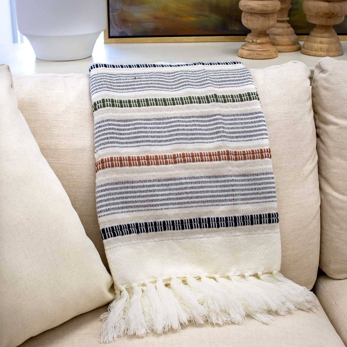 Melshire Throw   Cream/Multi   50x60